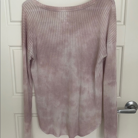 Tie-dye American Eagle long sleeve top. - Picture 2 of 3